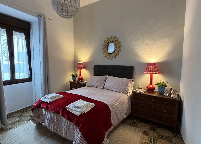 Lola\'S Apartment