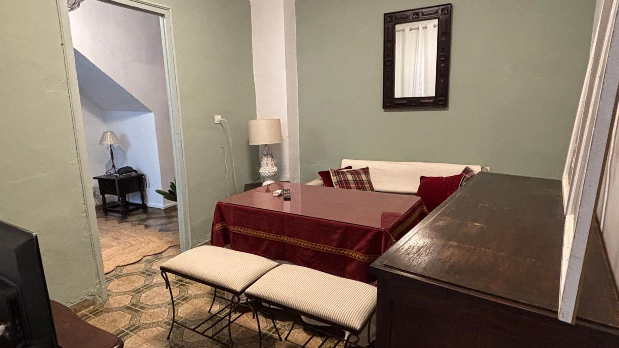 Lola's Apartment *